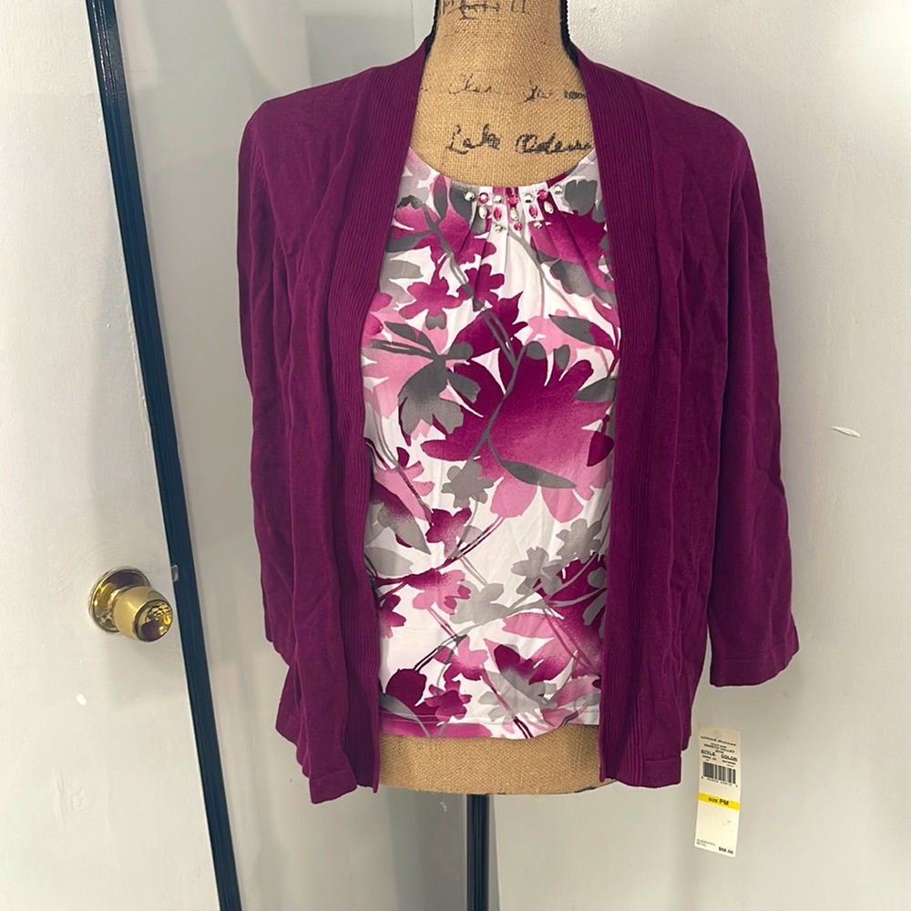 Cute Medium petite top